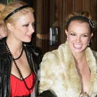 Britney Spears Ngekor Paris Hilton