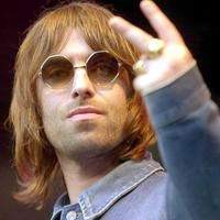 Vokalis Oasis Didatangi Hantu John Lennon