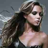 Karena Tom Cruise, Victoria Beckham Jadi Alien