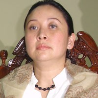 Ira Maya Menanti Status Janda