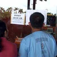Telepon Bebas Pulsa untuk Kecelakaan Adam Air
