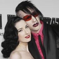 Istri Marilyn Manson Minta Cerai