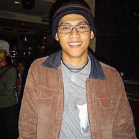 Penantian 10 Tahun, Nugie Siap Sambut Bayi Laki-laki