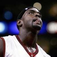 Webber Resmi ke Pistons