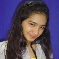 Angel Karamoy Tunangan di Tengah Malam 