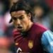 Houllier Jajaki Baros Lagi