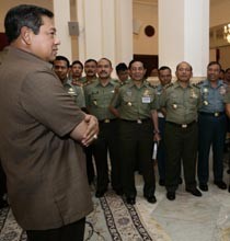 TNI Belum Bisa Ikut Pemilu 2009