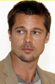 Brad Pitt Iri pada Leonardo DiCaprio