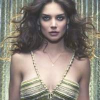 Tak Ada Katie Holmes Lagi di Film Batman