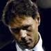 Van Basten Hilang Kesabaran