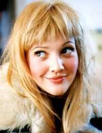 Drew Barrymore Enggan Berkomedi Romantis Lagi