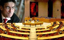 Kabinet Baru Belanda Terbentuk, Bernard Bot Terpental