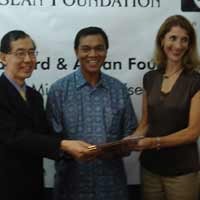HP Kucurkan US$ 80.000 Kembangkan Usaha Kecil 