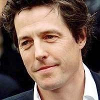 Hugh Grant Siapkan Monyet Buat Kado