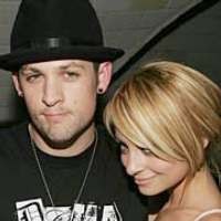 Nicole Richie-Joel Madden Tunangan?