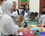 Rahasia Menguliti Ayam dan Mengempukkan Tulang Ayam