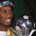 Drogba Batalkan Rekor Etoo
