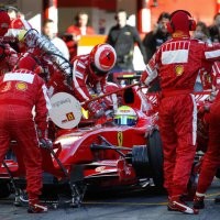 Duet Ferrari Teratas di GP Australia