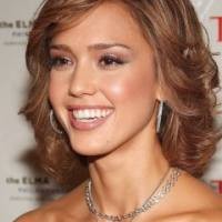 Jessica Alba Road Show ke Klub Striptis