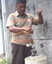 Tito Harap Kejujuran Pemerintah Tentang Ide Bola Beton