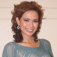 Catherine Wilson Mimpi Jadi Pramugari