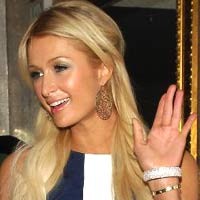 Paris Hilton Bugil Siap Autopsi