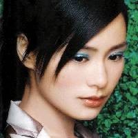 Penyanyi Cina Bugil Demi Popularitas
