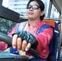 Sopir Perempuan Busway Dinilai Lebih Mawas Diri