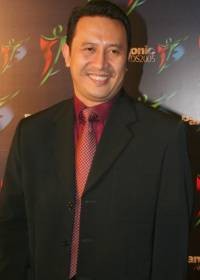 Sonny Tulung Butuh 11 Tahun Untuk Luncurkan Buku