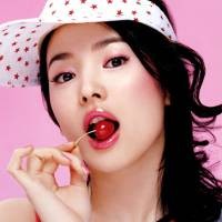 Song Hye Kyo Dadanya Terindah di Korea