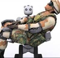 Robot Beruang, Penolong Tentara Terluka