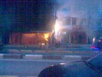 Kebakaran di Warung Jati, Kendaraan ke Jalur Busway