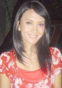 Nyelonong ke Mobil Orang, Artika Dapat Senyum