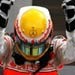 Hamilton Kalahkan Alonso