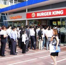 Nonton Pameran Sambil Cari Proyek