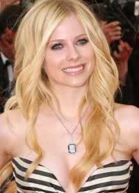 Avril Lavigne Curi Lagu Chantal Kreviazuk