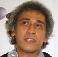 Iwan Fals Diincar Daun Muda