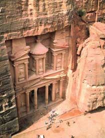 Petra, Kota di Dinding Batu