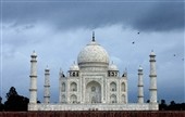 Taj Mahal Cinta Abadi Sang Raja