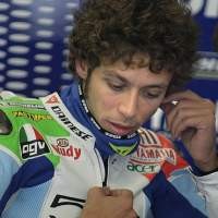 Rossi Minta Yamaha Kerja Keras