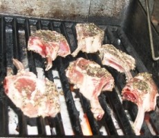 Sukses Menyiapkan BBQ Party