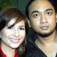 Paket Mahal ala Meisya-Bebi Romeo