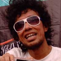 Global Warming, Jimi The Upstairs Gelap-gelapan