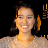 Marcella Zalianty Dekat dengan Adjie Massaid?