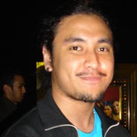 Sakit, Ello Bertahan Demi Soundrenaline