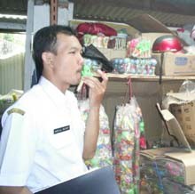 Pemkab Jember Razia, Permen Berformalin Ditemukan 