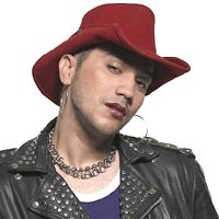 Demi Uang, Gary Iskak Jadi Gay