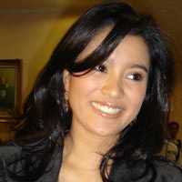 Marcella Zalianty Berteman Dekat dengan Pria Beristri