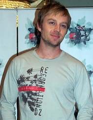 Gay, Darren Hayes Takut Ditinggal Fans