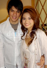 Acha Tinggalkan Irwansyah Februari 2008